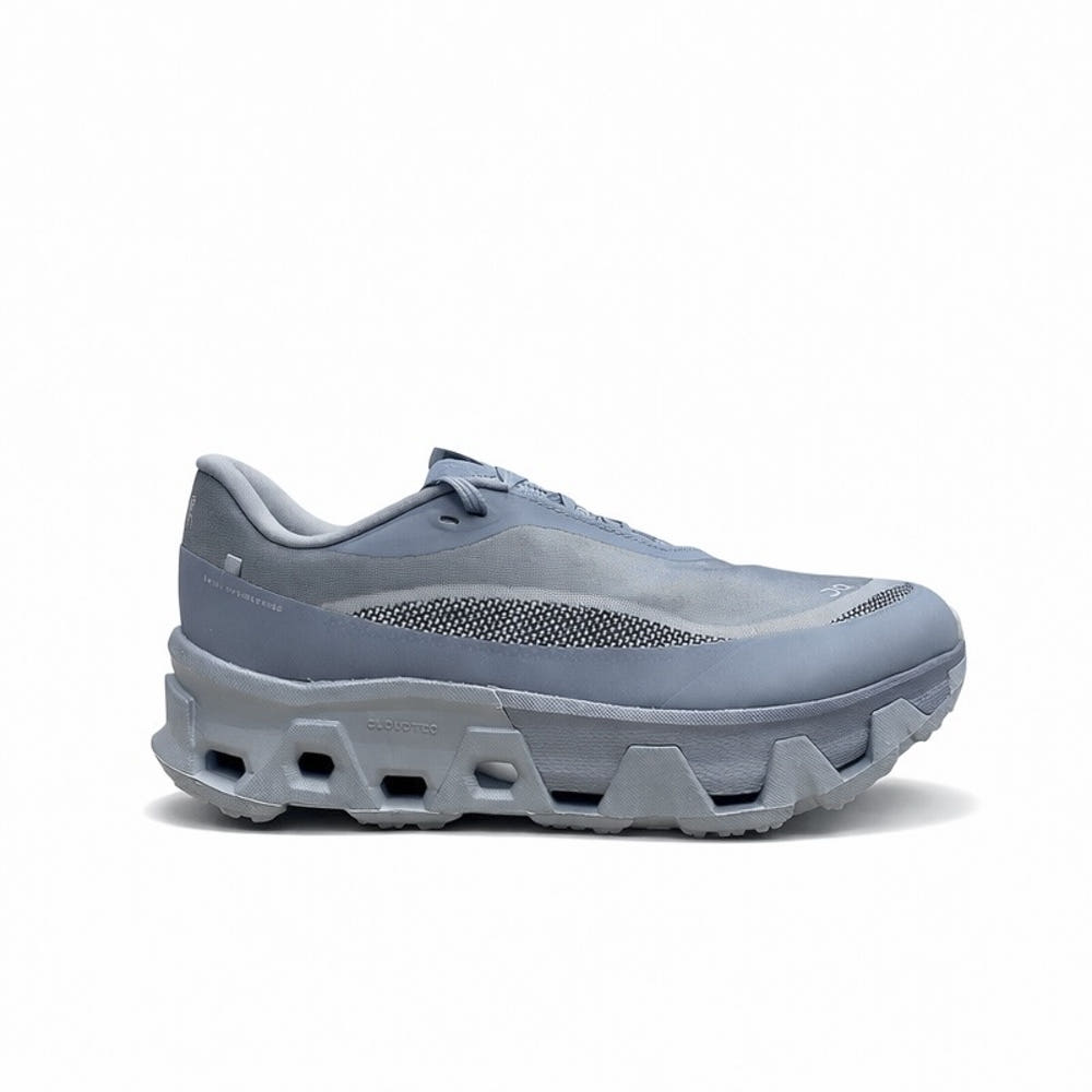On Cloudmonster sneaker